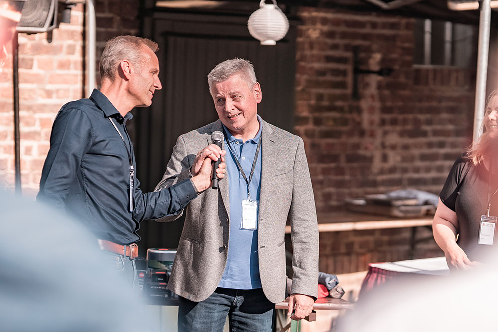 Torsten Seelig, Geschäftsführer der COFFEE GmbH und Uwe Burk, Bereichsvorstand PLM | Engineering & Manufacturing der Bechtle AG